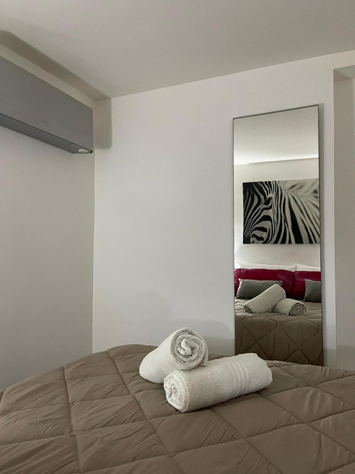 Sweet Aura Villa บรินดิซิ ภายนอก รูปภาพ